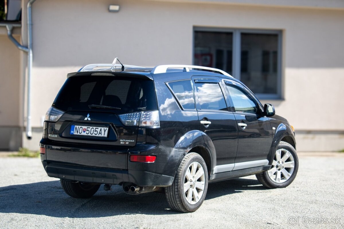 Mitsubishi Outlander - 6