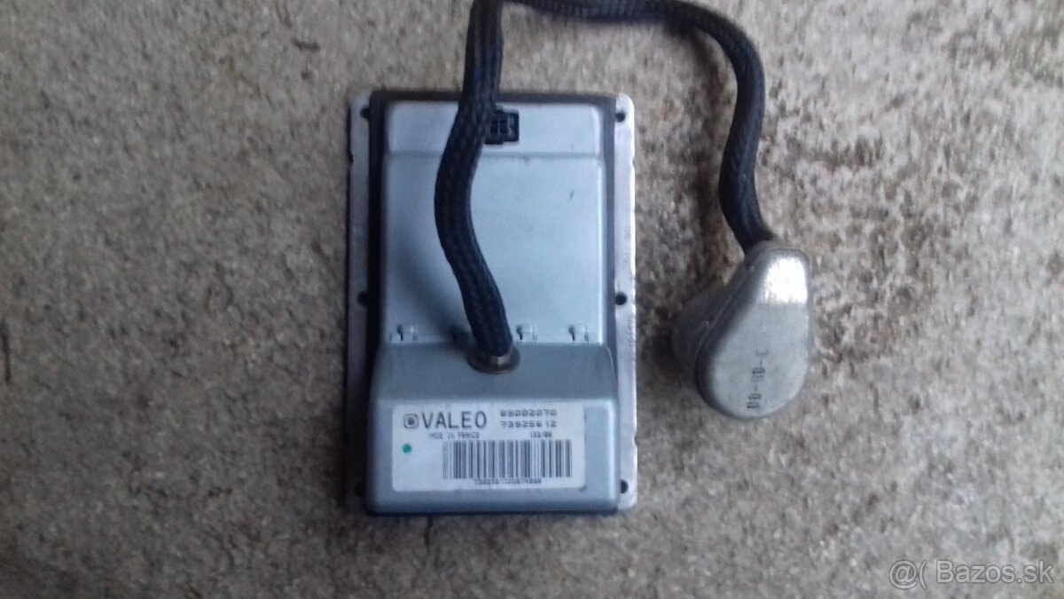 predám riadiacu jednotku xenónu - 6