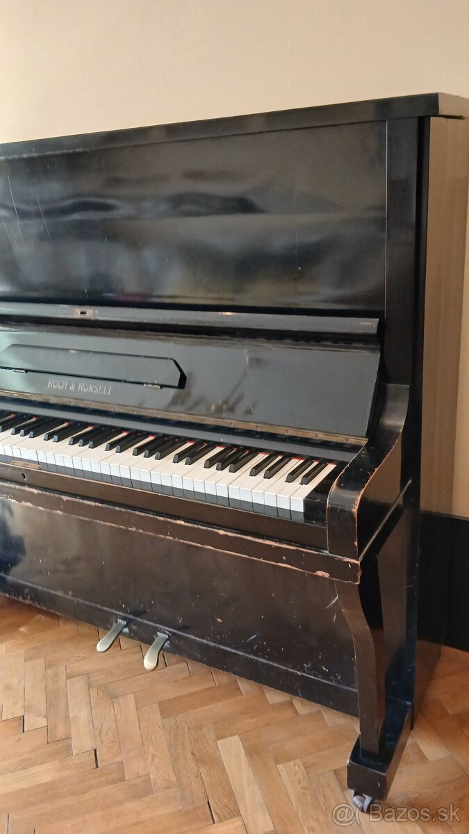 Predám starožitné klavir Koch & Korselt - 6
