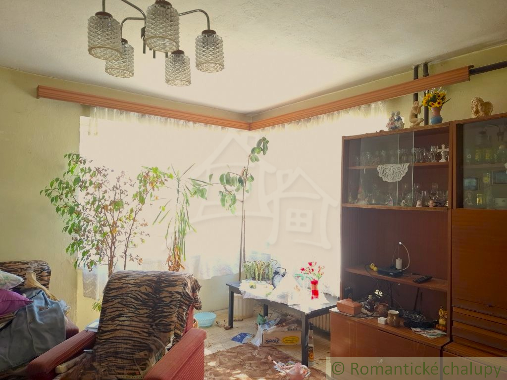 Ideálne rodinné bývanie s potenciálom v Lovinobani - 6