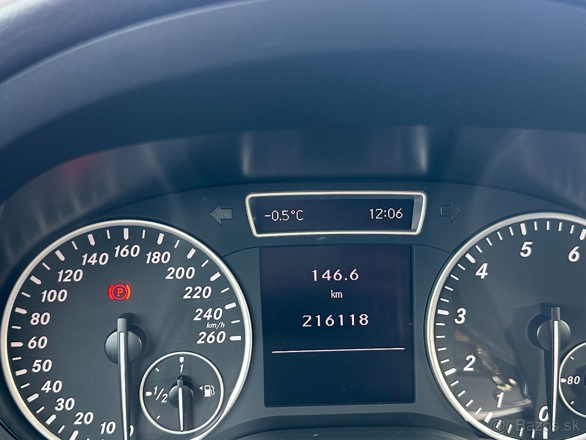 Predám Mercedes-Benz A180 - 6