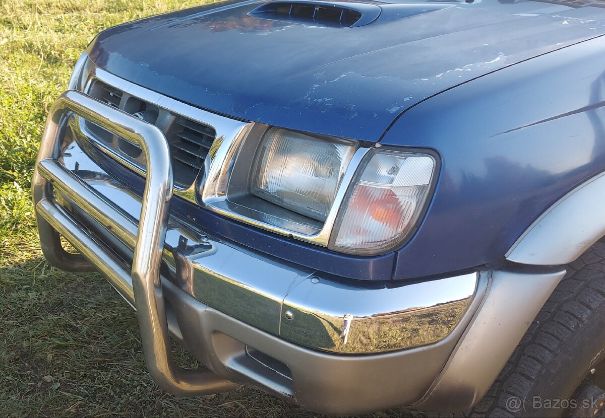 Nissan Navara D22 - 6