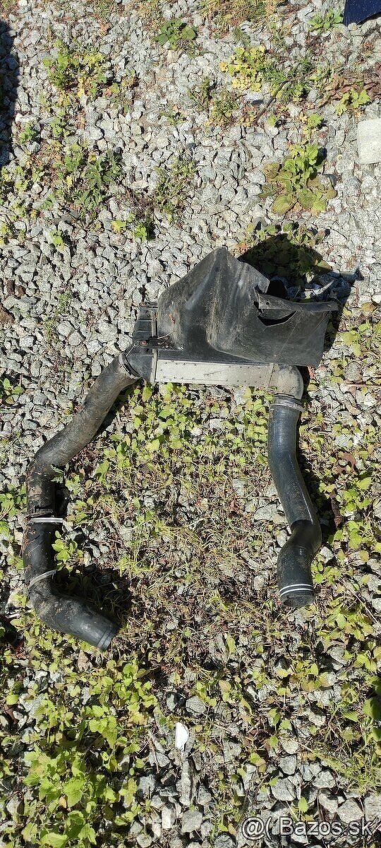 Predám interculer s hadicami na alfa Romeo 147 1.9td - 6