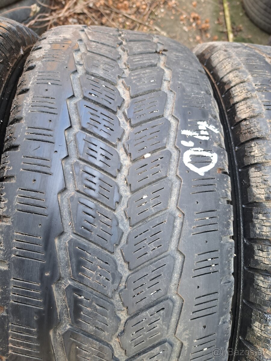 235/65 r16c Michelin - 6