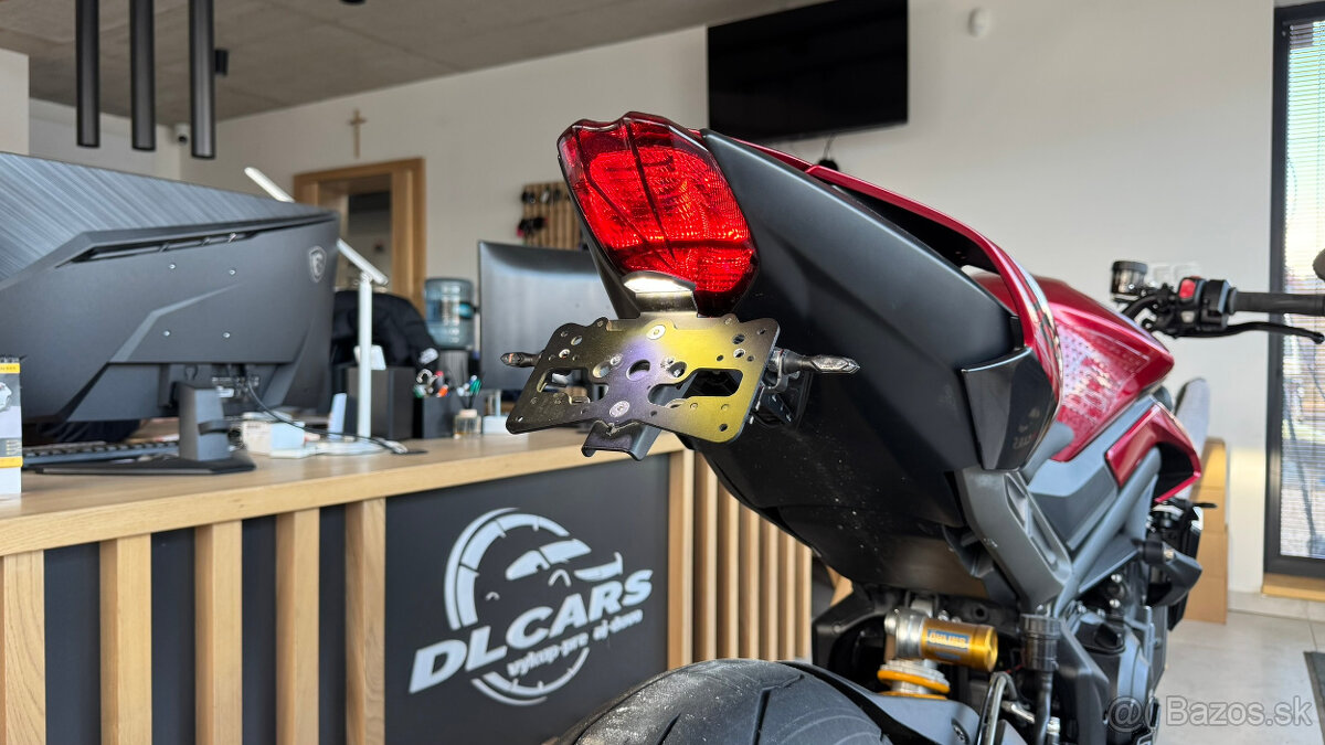 Triumph Street Triple RS - 6