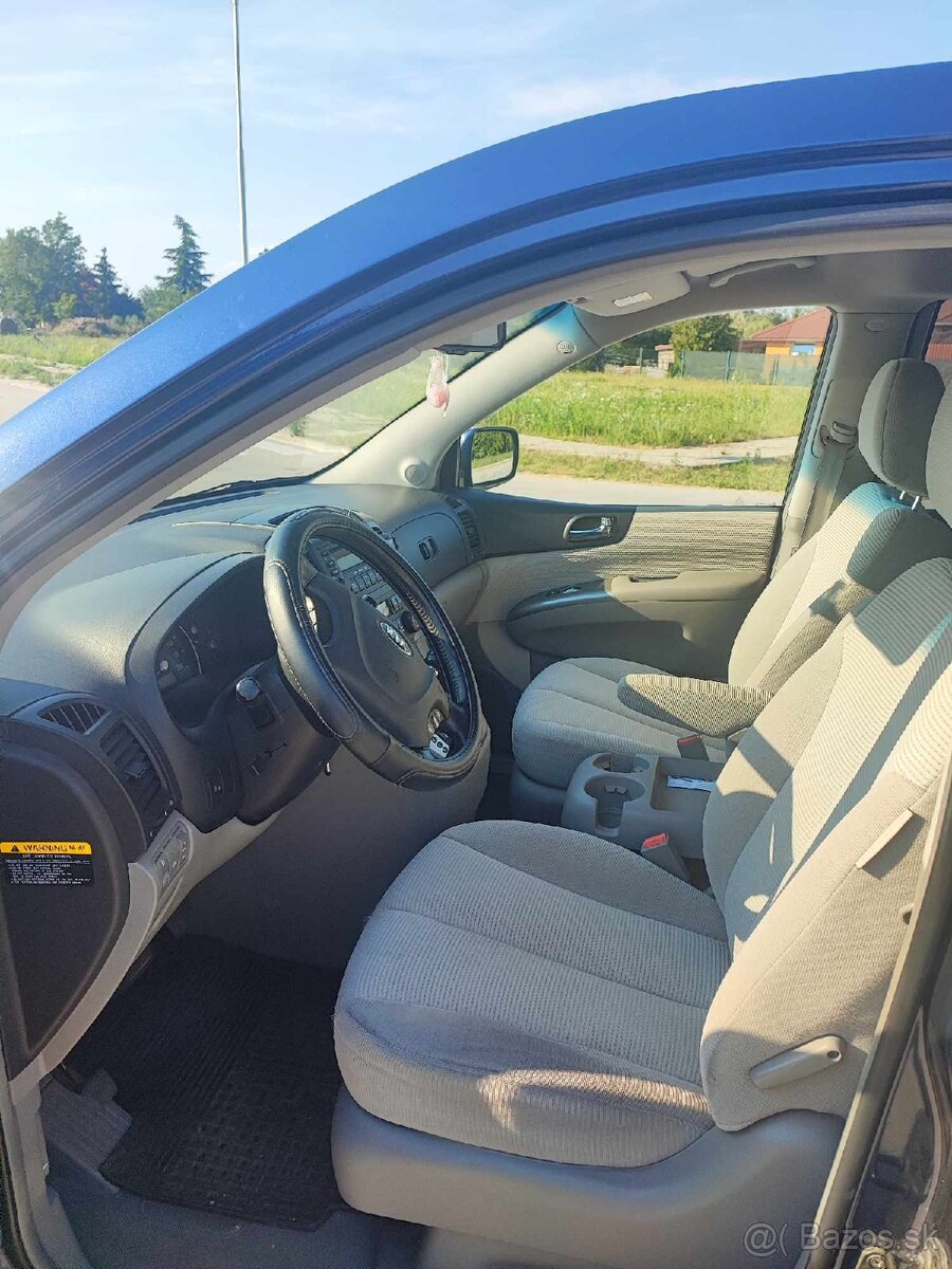 Kia Carnival 7 miestne - 6