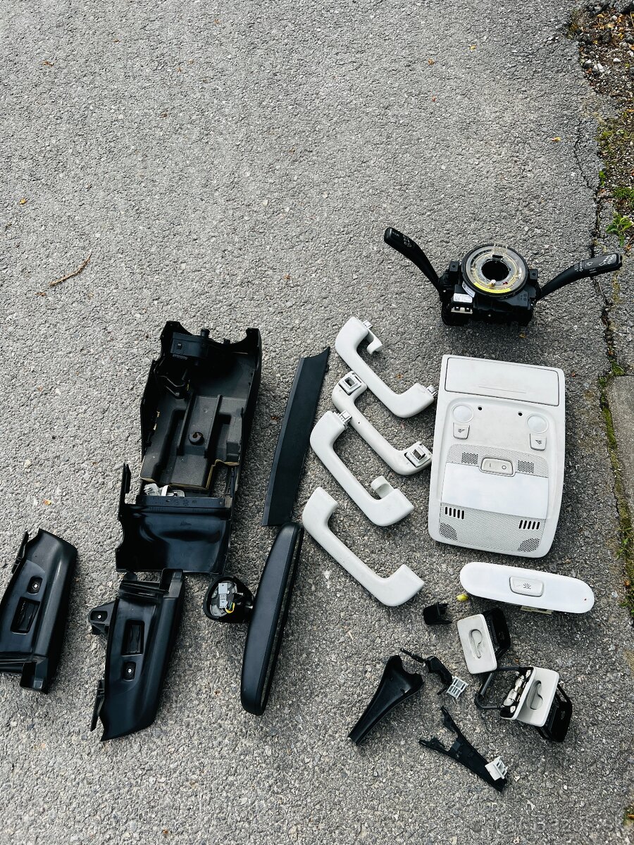 Interiér Audi A4 - B8 - Tapacir, madlá, clonítka, spatné zrk - 6