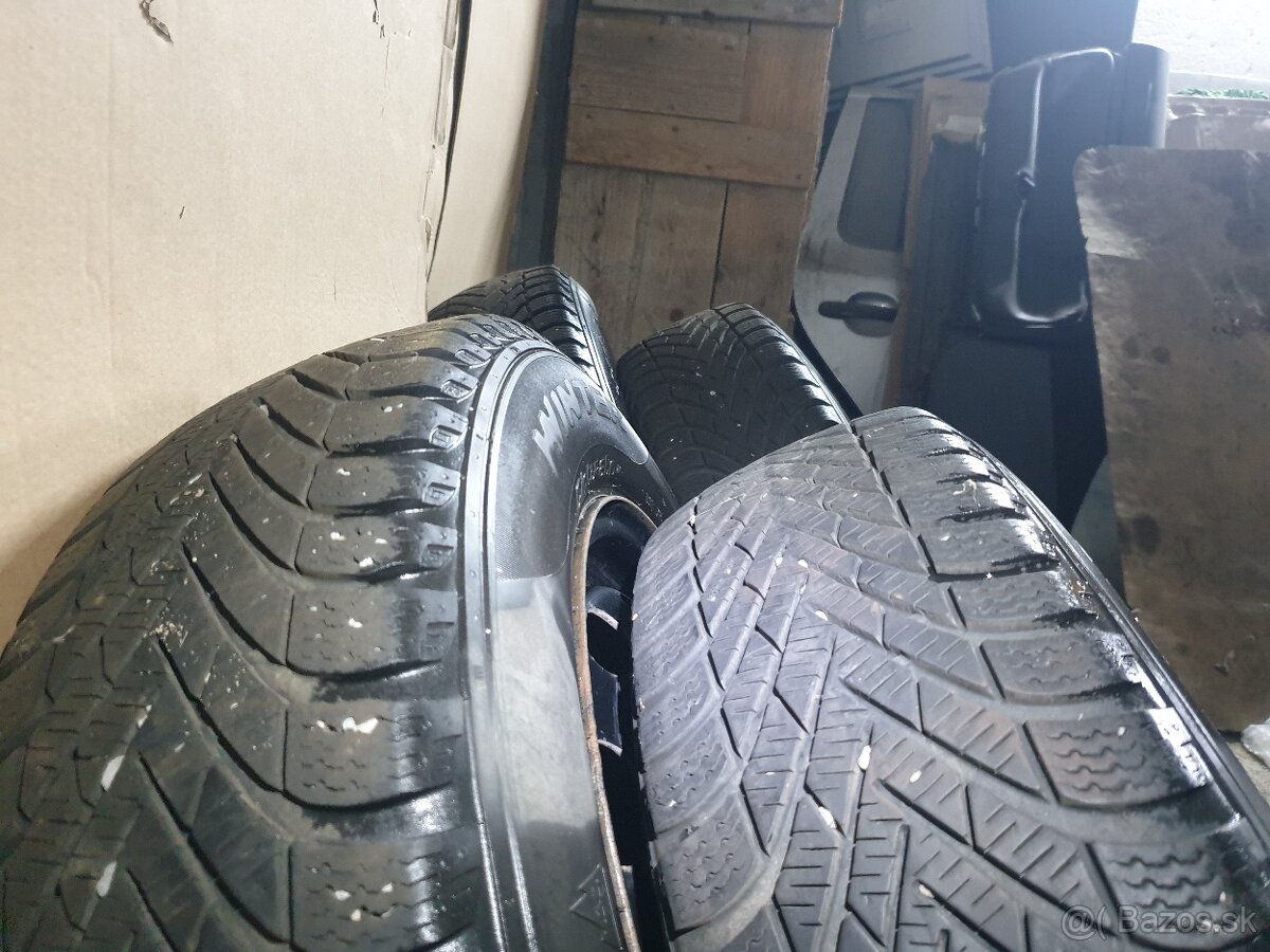 195x65r15 pirelli - 6
