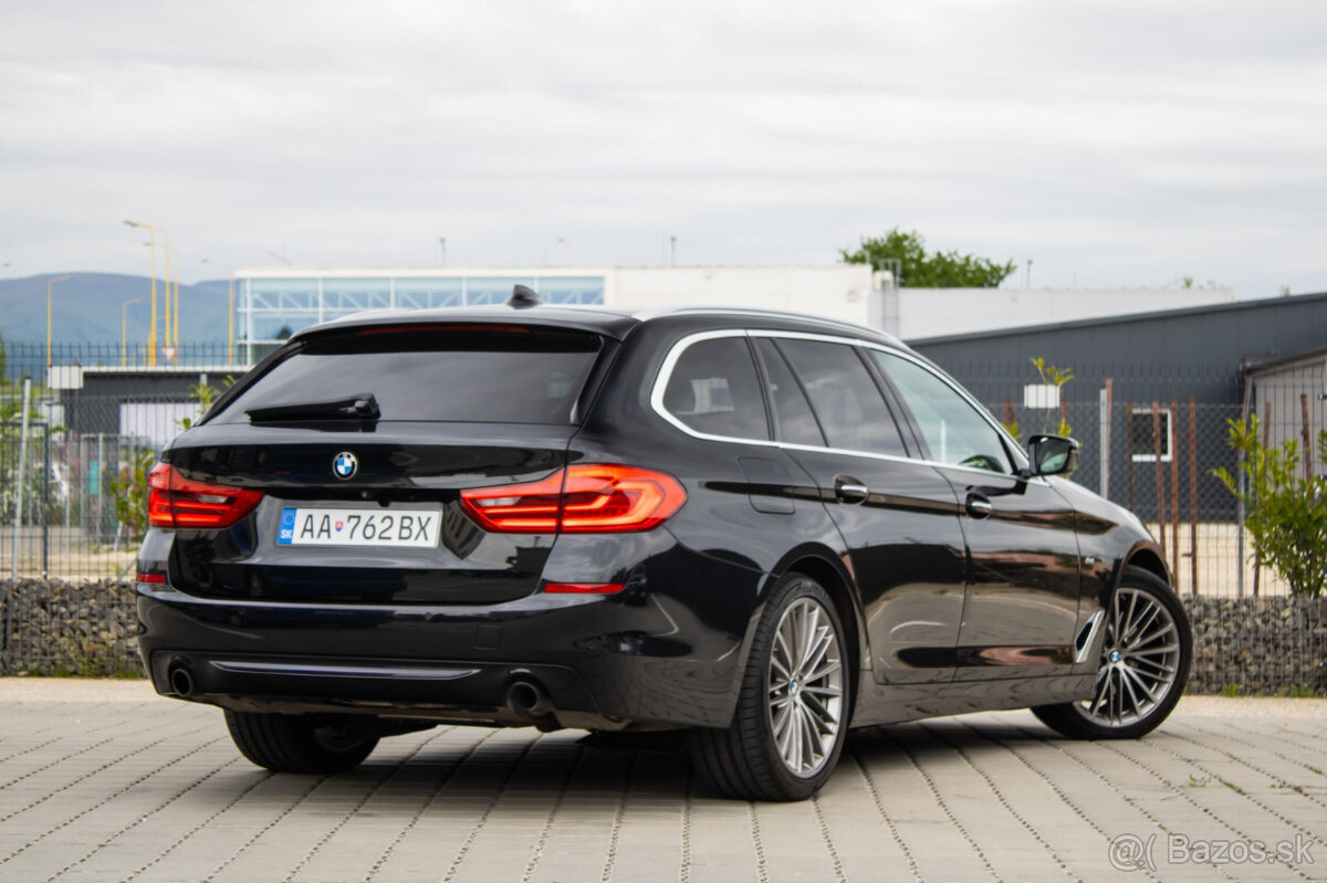 Bmw 5 Touring 530i 4x4 xDrive Sport benzín automat - 6