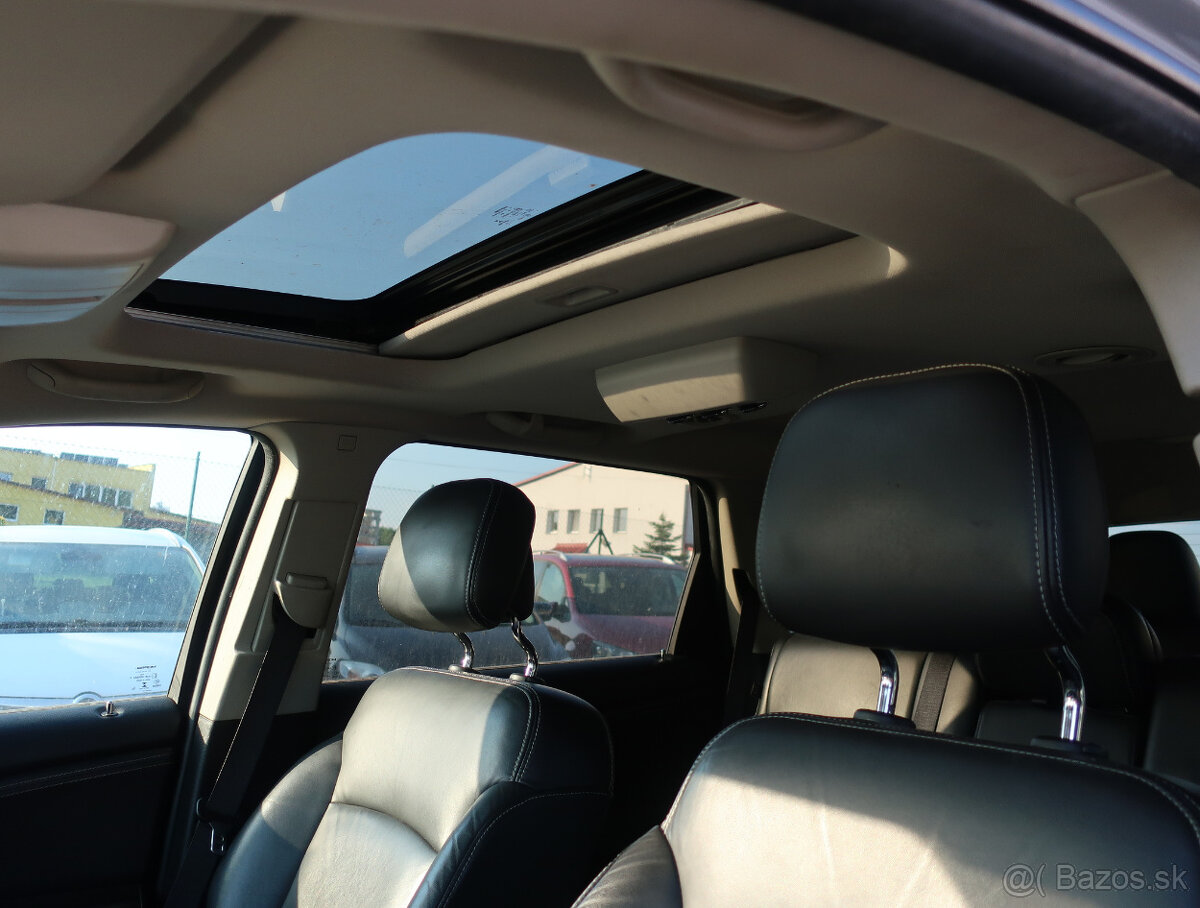 Fiat Freemont 2016 2,0JTDm 4x4, 7-miestny, NAVI, park.kamera - 6