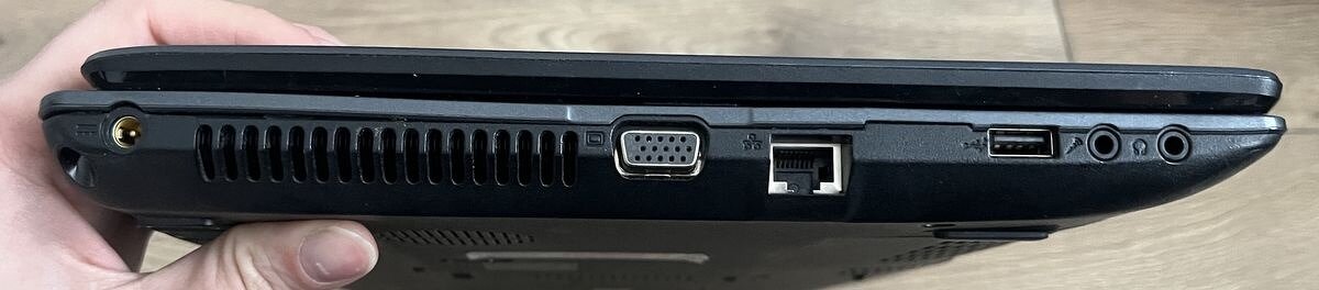 ASUS Aspire 5733Z - 6