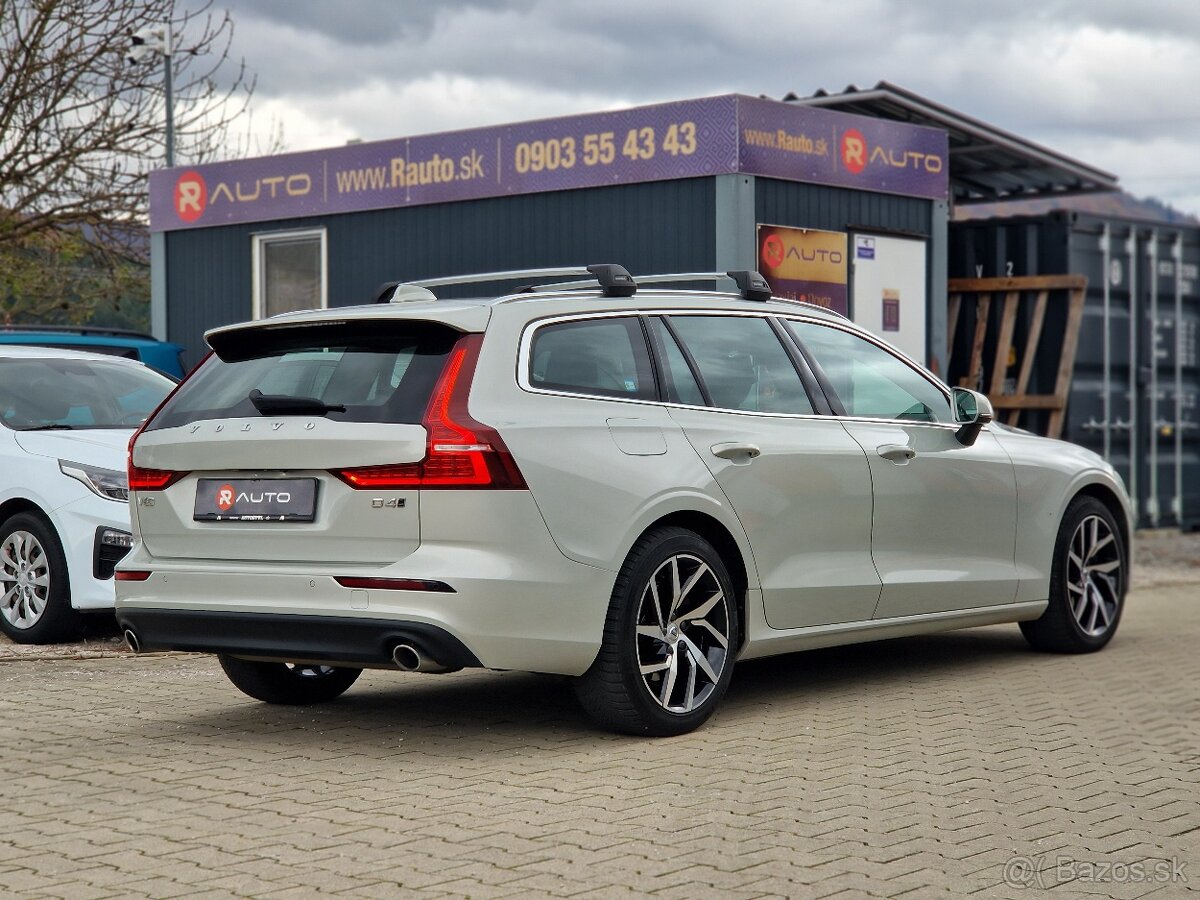 Volvo V60 D4 Momentum AWD A/T - 6