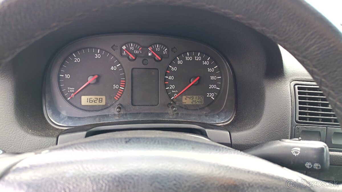 Vw Golf 4 1,9tdi - 6