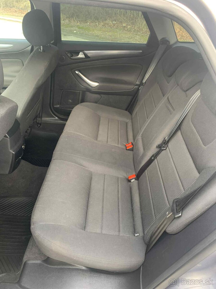 Mondeo MK4 facelift 2.0 tdci 103kw Titanium - 6