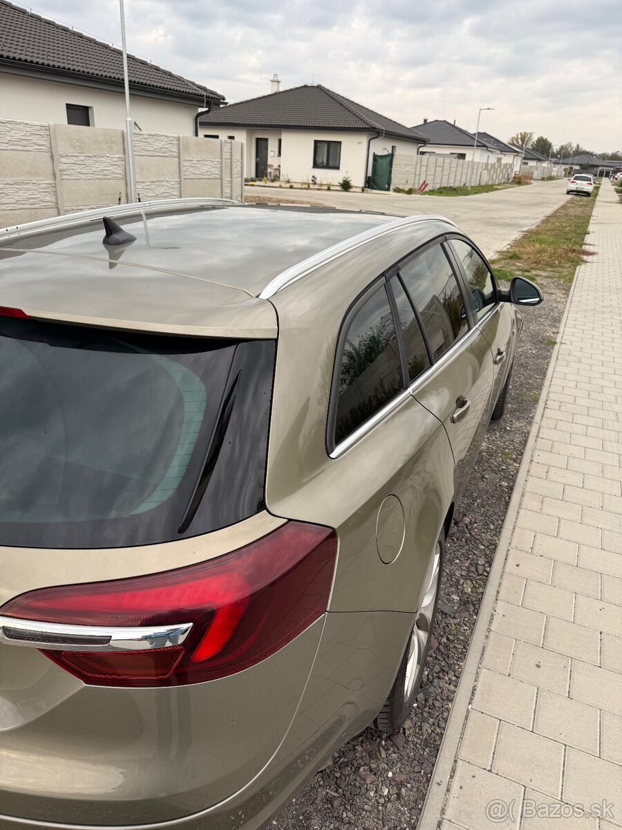 🚗 Opel Insignia 2.0 CDTI 120 kW Sport Tourer - 6