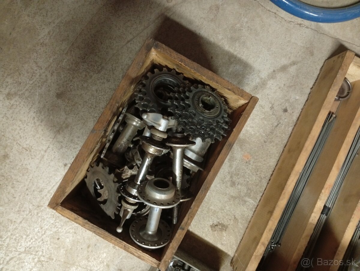 Ponúkam tieto staré diely na bicykle - 6