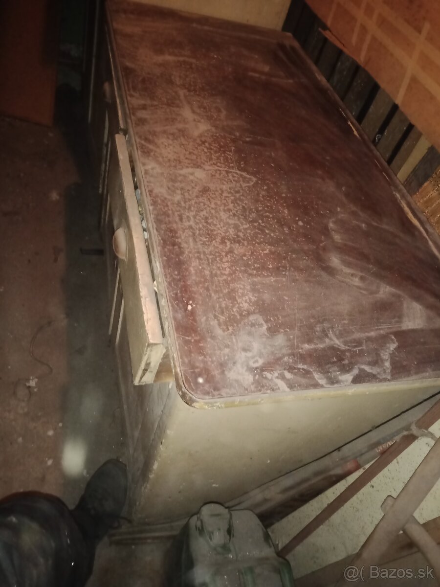Staré skrine na renováciu - 6