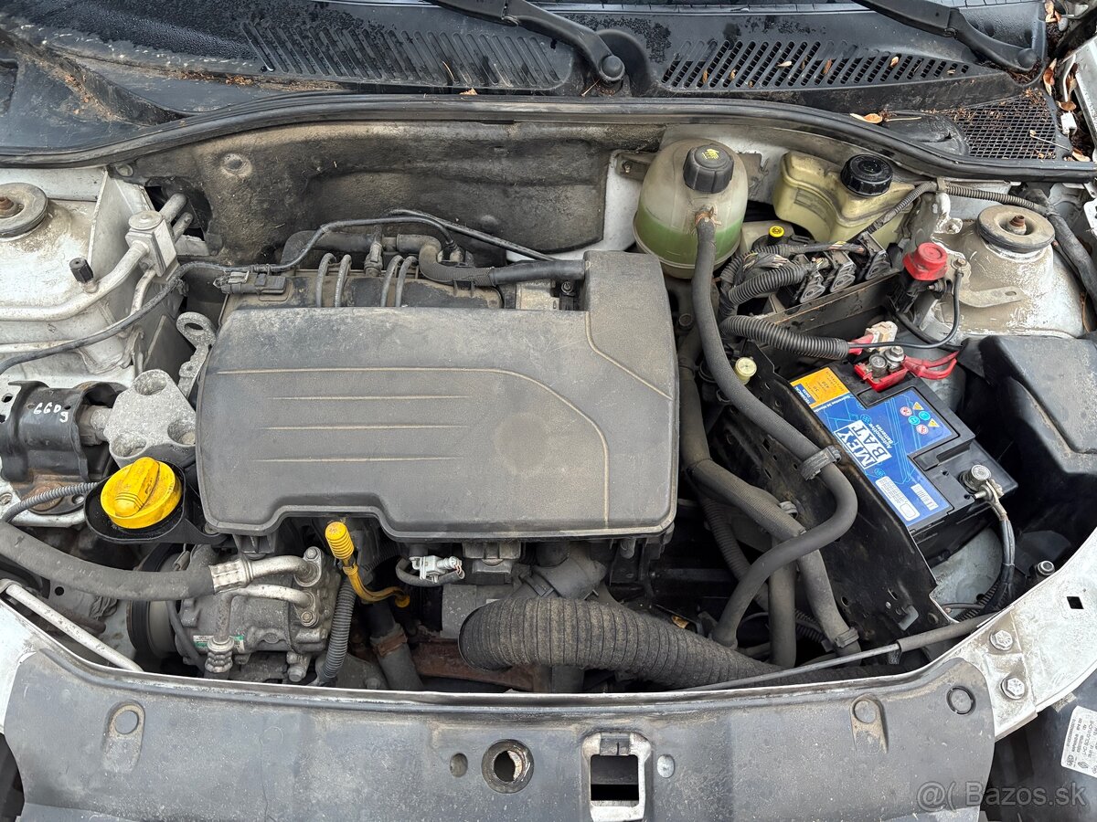 Rozpredam Renault Thaliu II 1,2 16V 2012 - 6