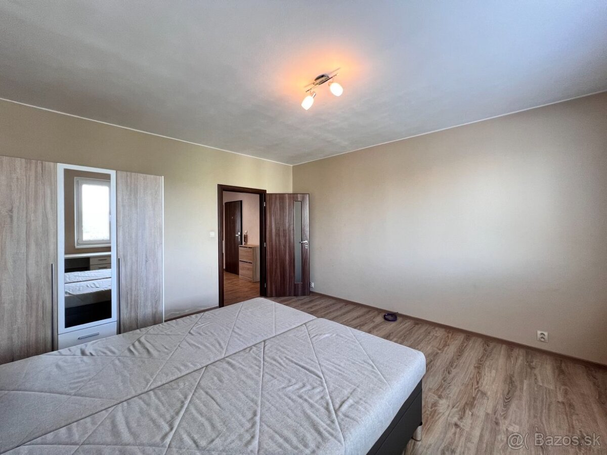 3- izbový rekonštruovaný byt s loggiou. - 6