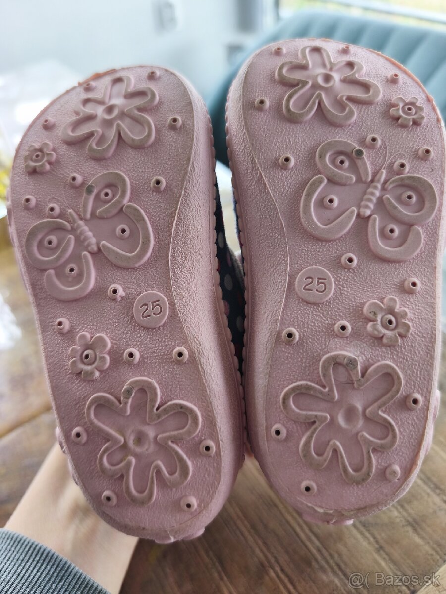 Dievčenské topánky/papučky - 6