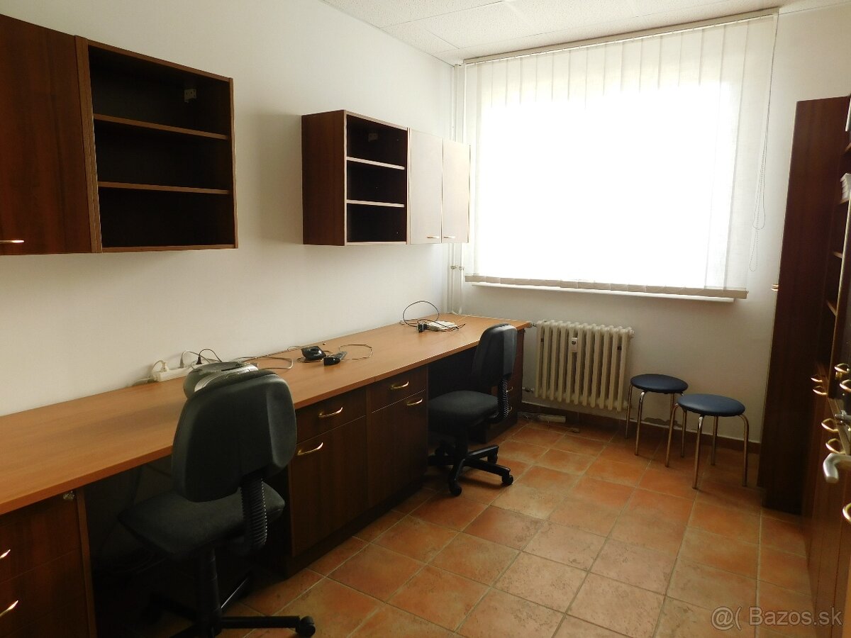Kancelárske priestory + PARKOVANIE - 6