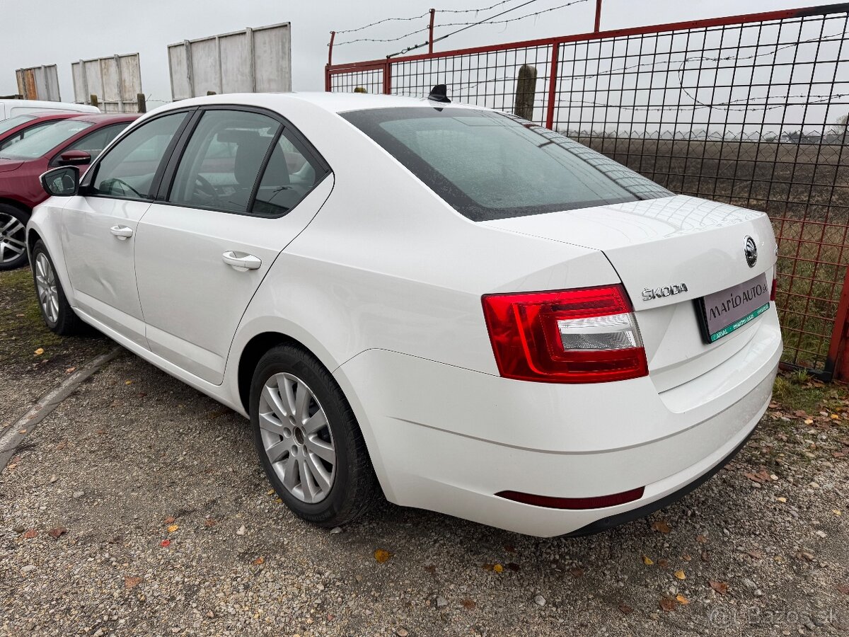 Škoda octavia 1.6tdi - 6