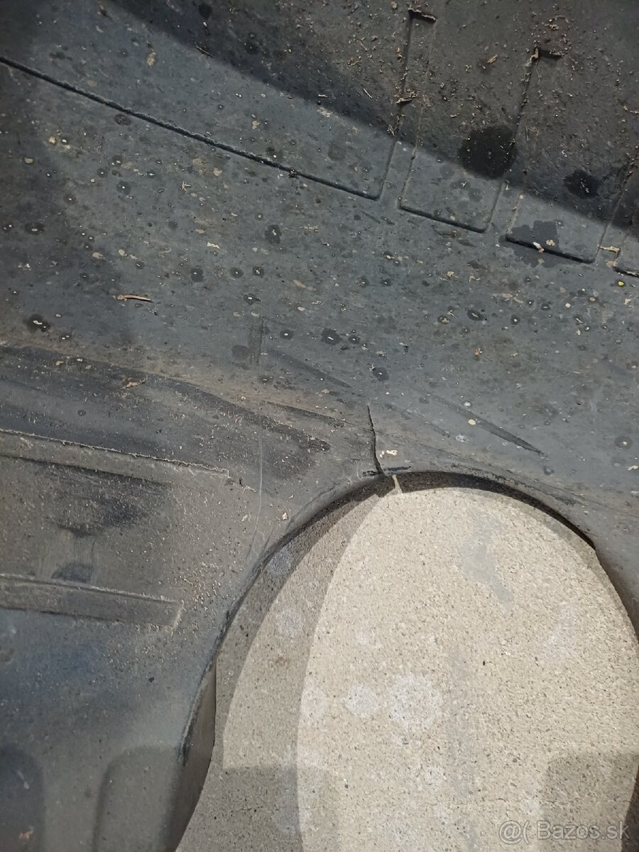 Passat B8 pravý predný podblatník - 6