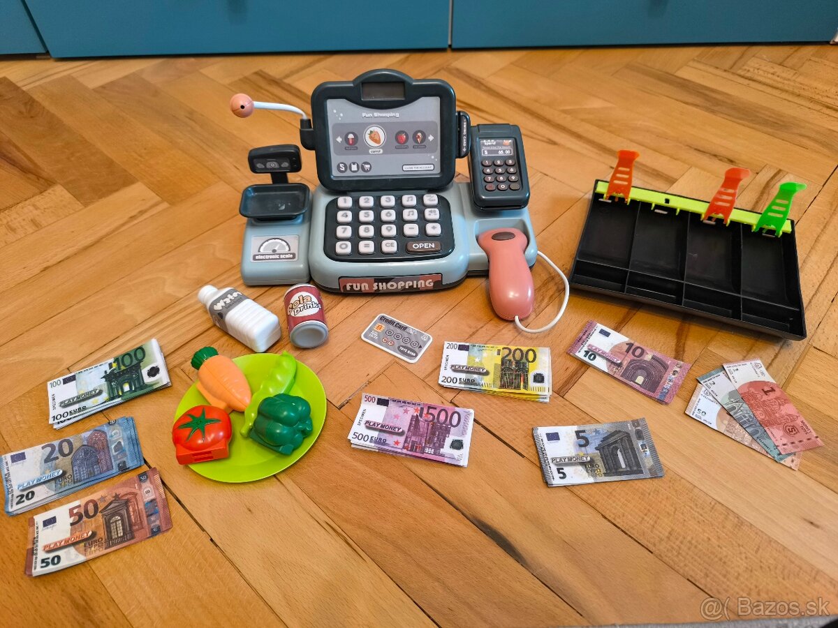 Drevený obchodík/divadlo s príslušenstvom - 6