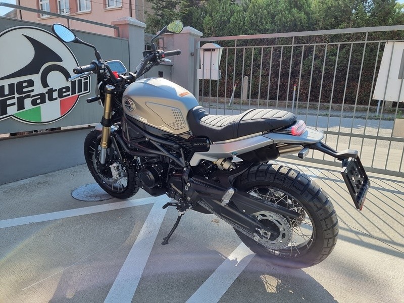 Benelli Leoncino 800 Trail - 6