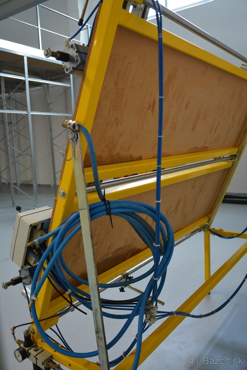 Predám stroj na napínanie plátna GAPP CANVAS STRETCH MACHINE - 6
