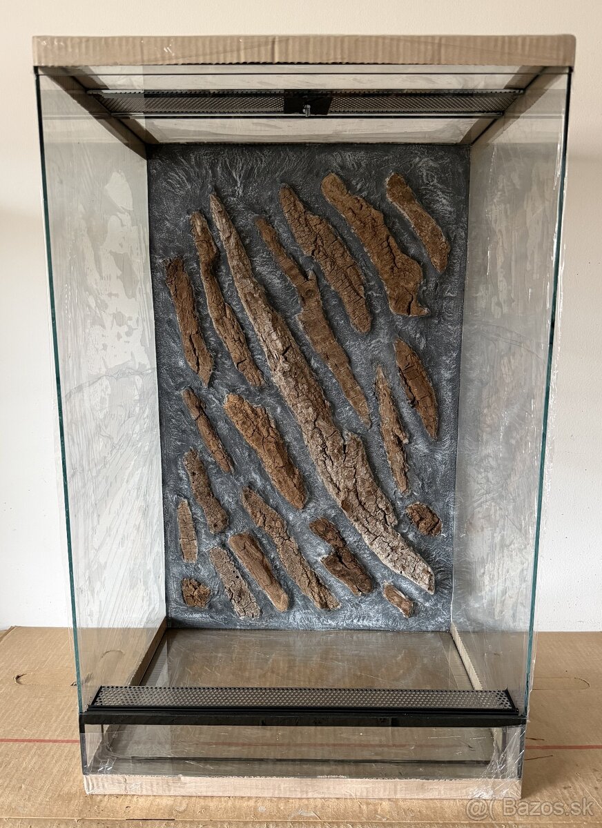 Terárium 47x30x75 a 47x40x75 s 3D stenou - 6