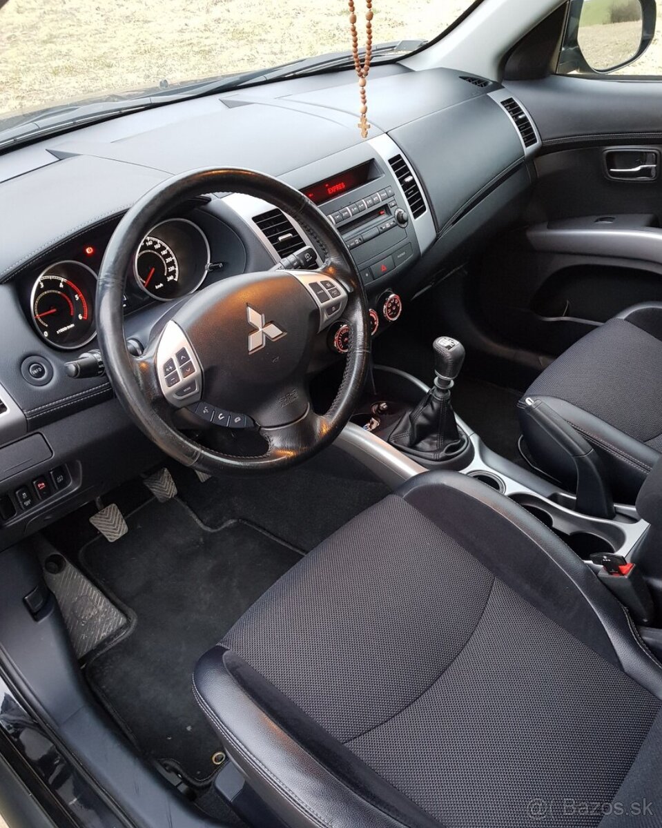 Mitsubishi Outlander 130KW MIVEC 2.2 DI-D - 6