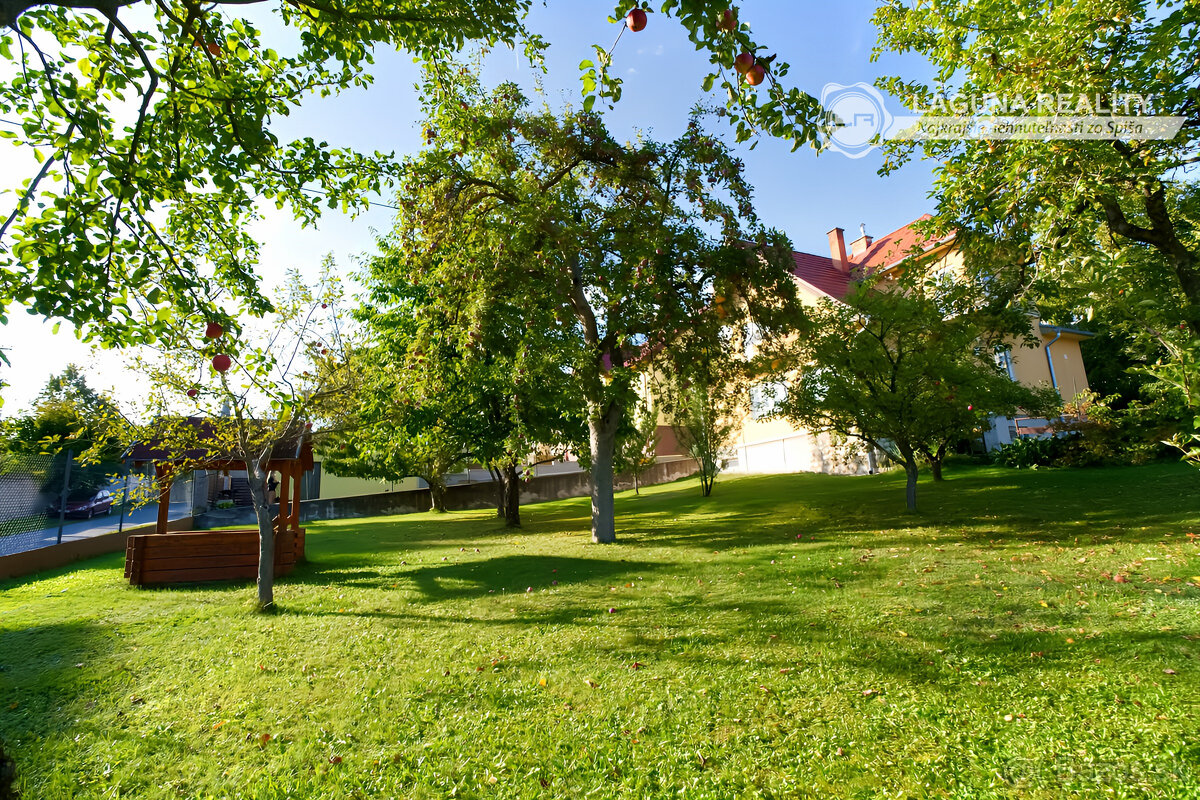 Atraktívny meštiansky dom s veľkou záhradou v Levoči - 6