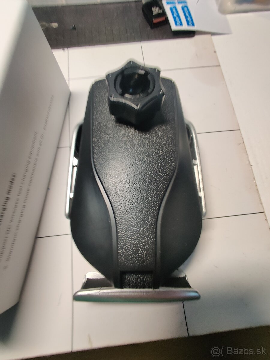 Držiak na telefón v aute - 6