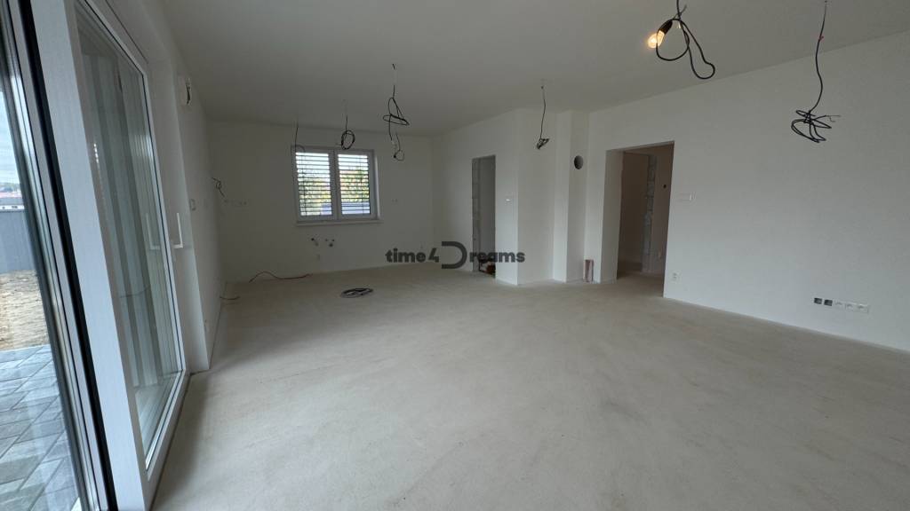 NA PREDAJ - Rodinné domy v Jarku, 4 izb. bungalovy - 6