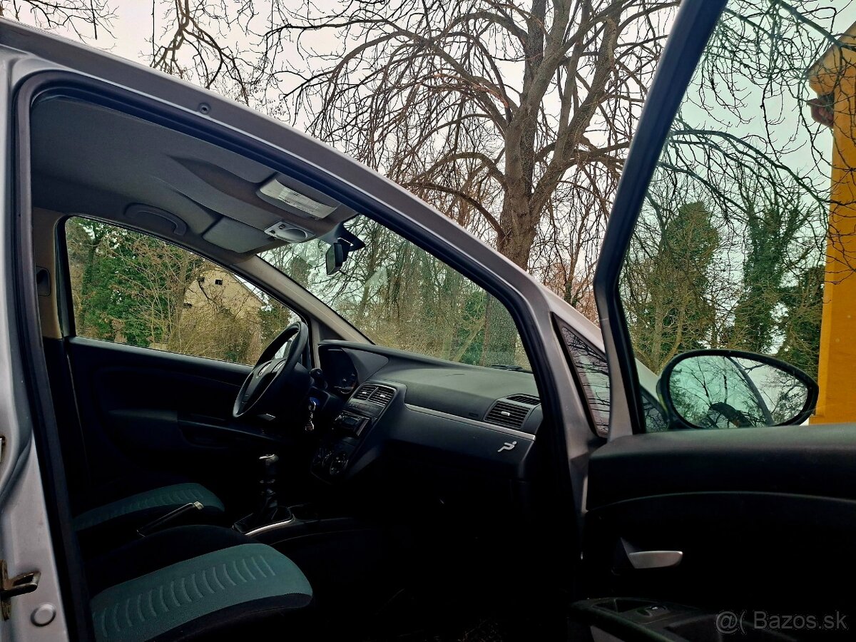 Fiat Grande Punto - 6