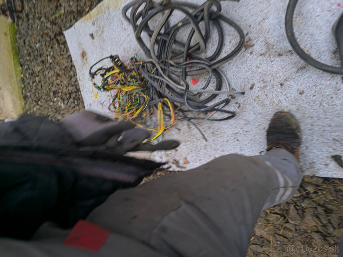 NÁHRADNÉ DIELY ŠKODA 105,120,130 - 6