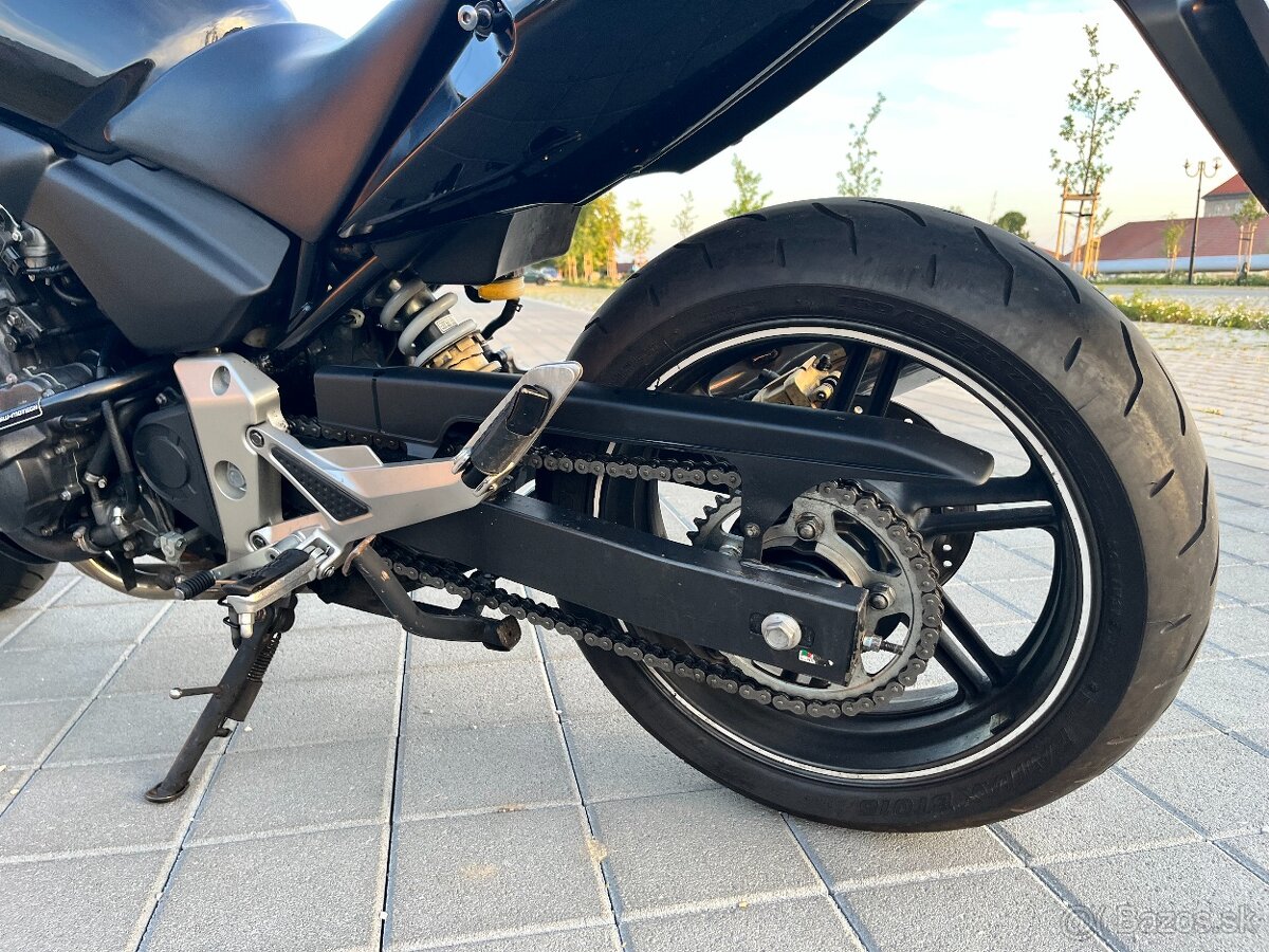 CBF 600 NA 2004, A2 - v TP 34kW - 6