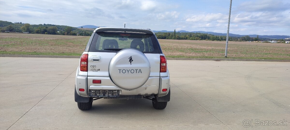 Toyota RAV4 2.0 D4D 85 KW 4x4 3-dv., r.v. 2005 - 6