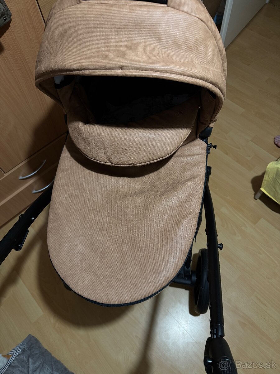 JUNAMA Space kočík 3v1 - vanička + autosedačka - 6