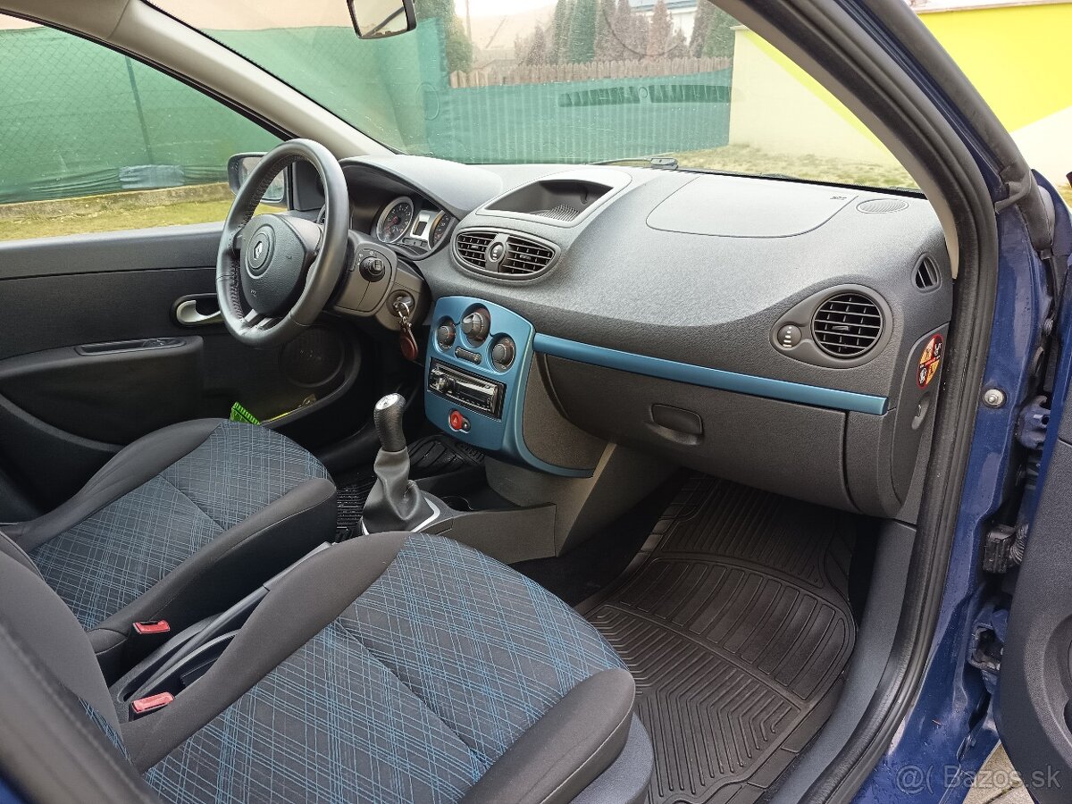 Renault Clio 2009 - 6