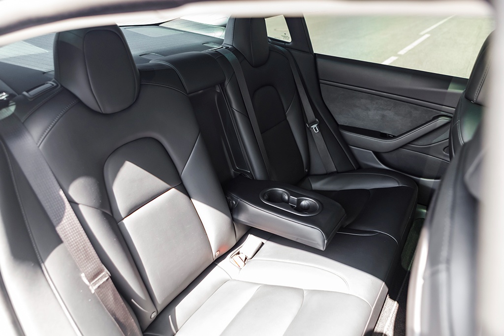 Tesla Model 3 Performance 82kWh AWD 377kW 06/2020 - 6