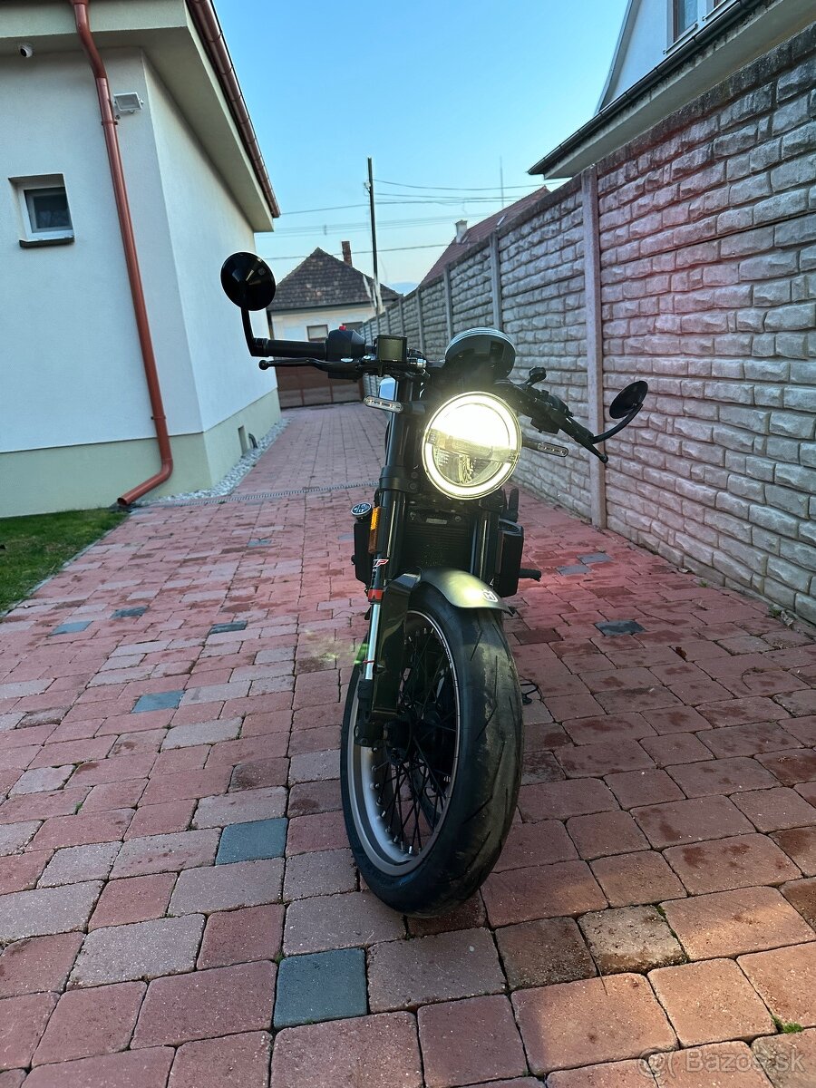 Husqvarna Vitpilen 401 - 6