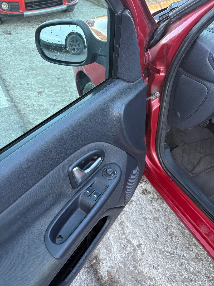 Renault Clio 1.2 16v 55kw - 6