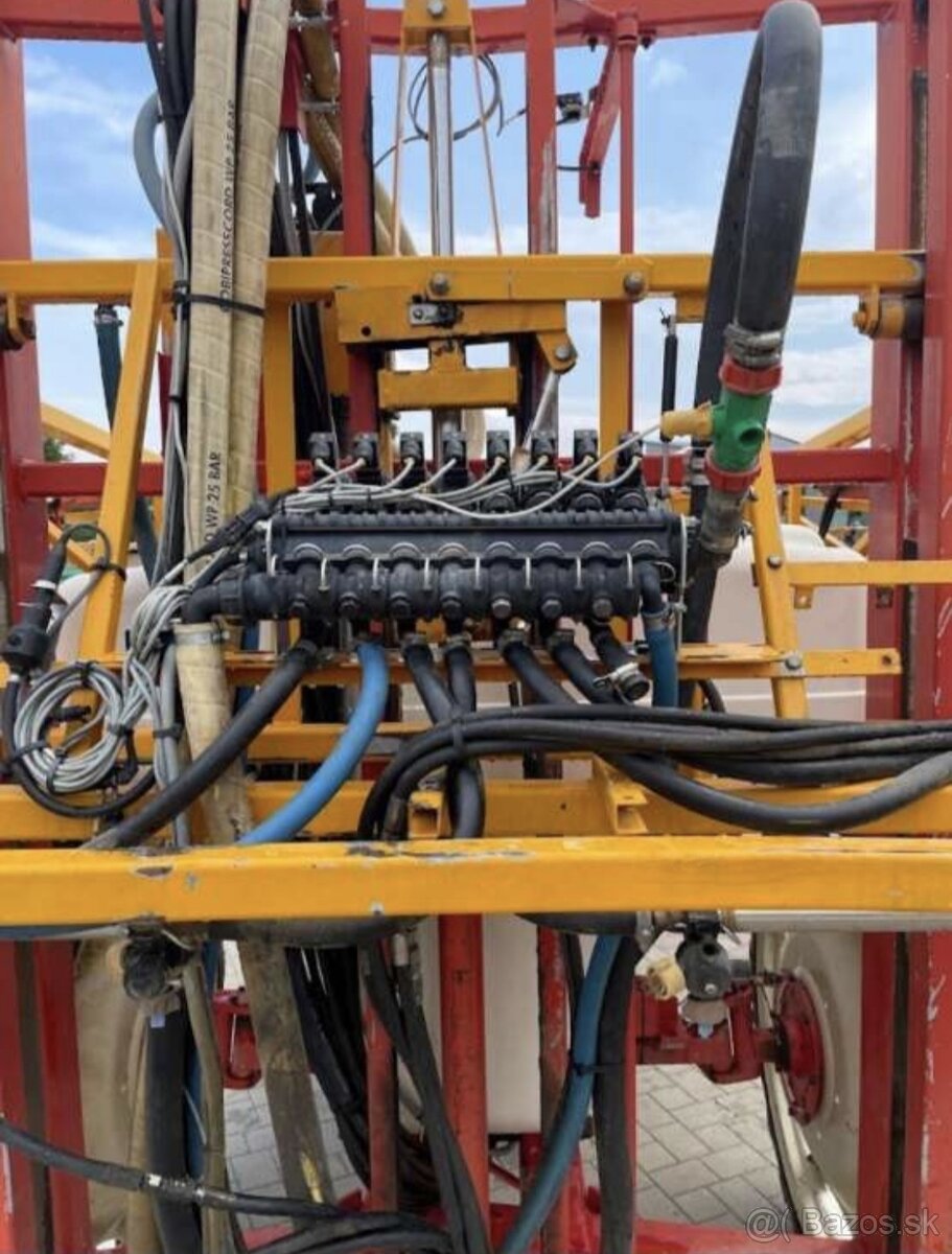 Postrekovač chémie 3000l - 6