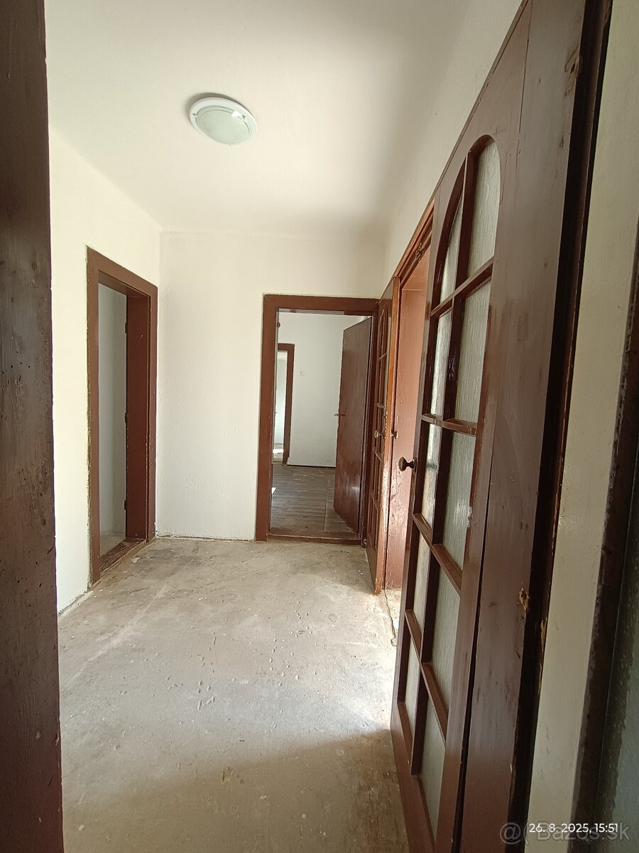 Predáme malý rodinný dom - 6