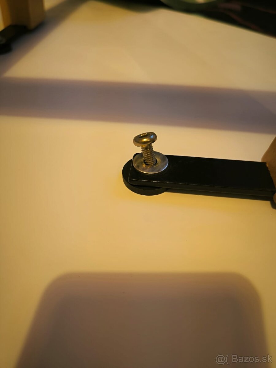 Jedálenský stôl 80x80x75 - 6