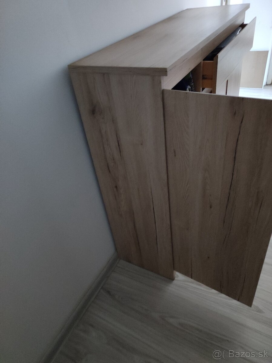 Komoda - 6