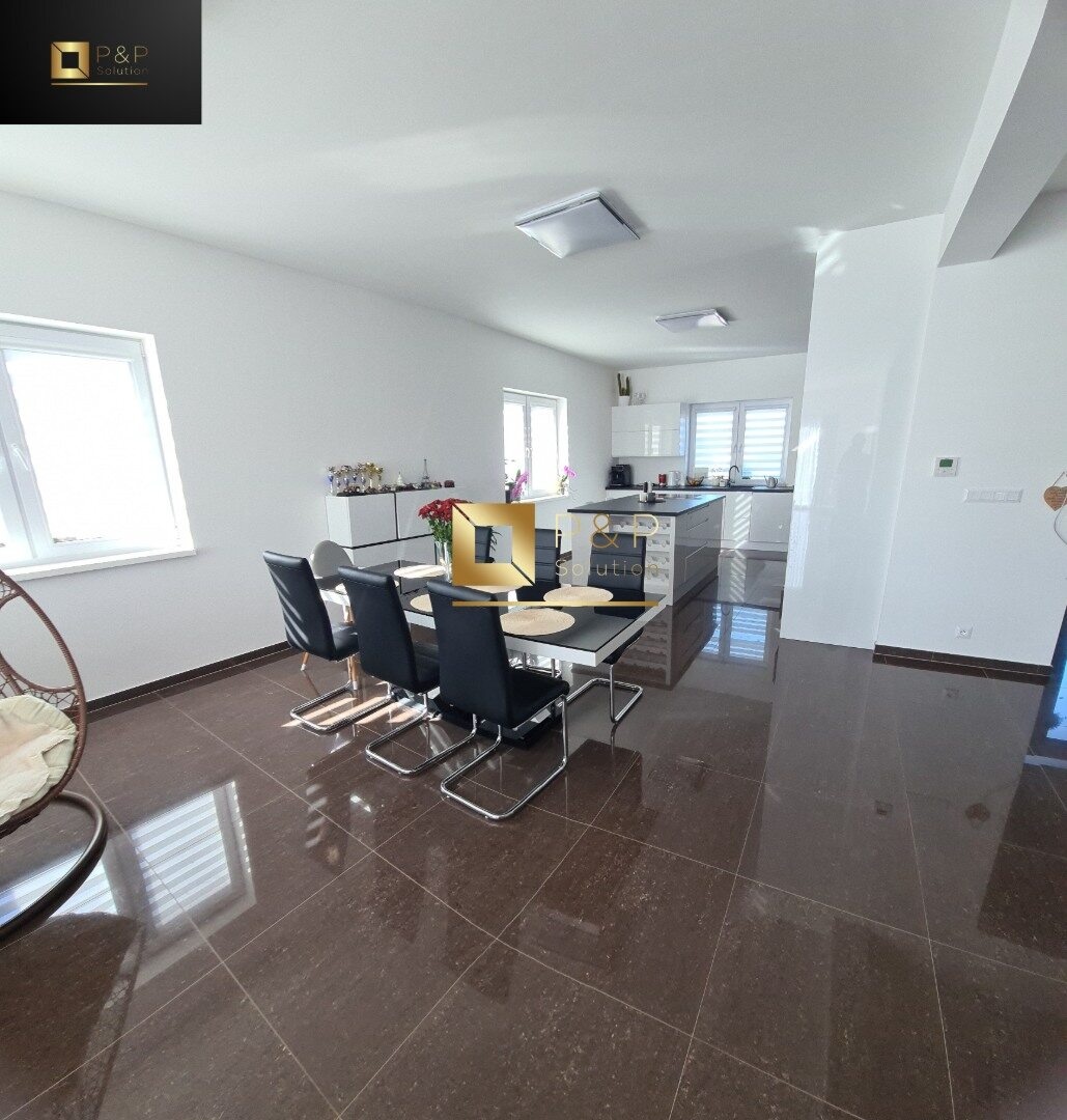 Na predaj 2 - dvoj podlažný rodinný dom - Chrastné - 6