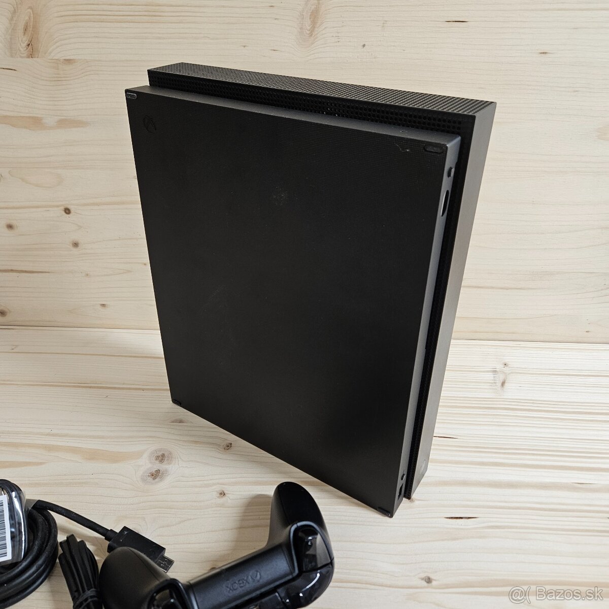 XBOX One X - 2x Ovladač - 6